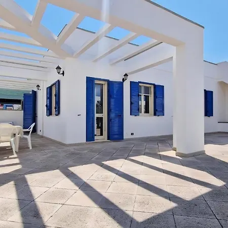 Blue Sky - Ampio Spazio Esterno Attrezzato Ferienhaus Lido Marini